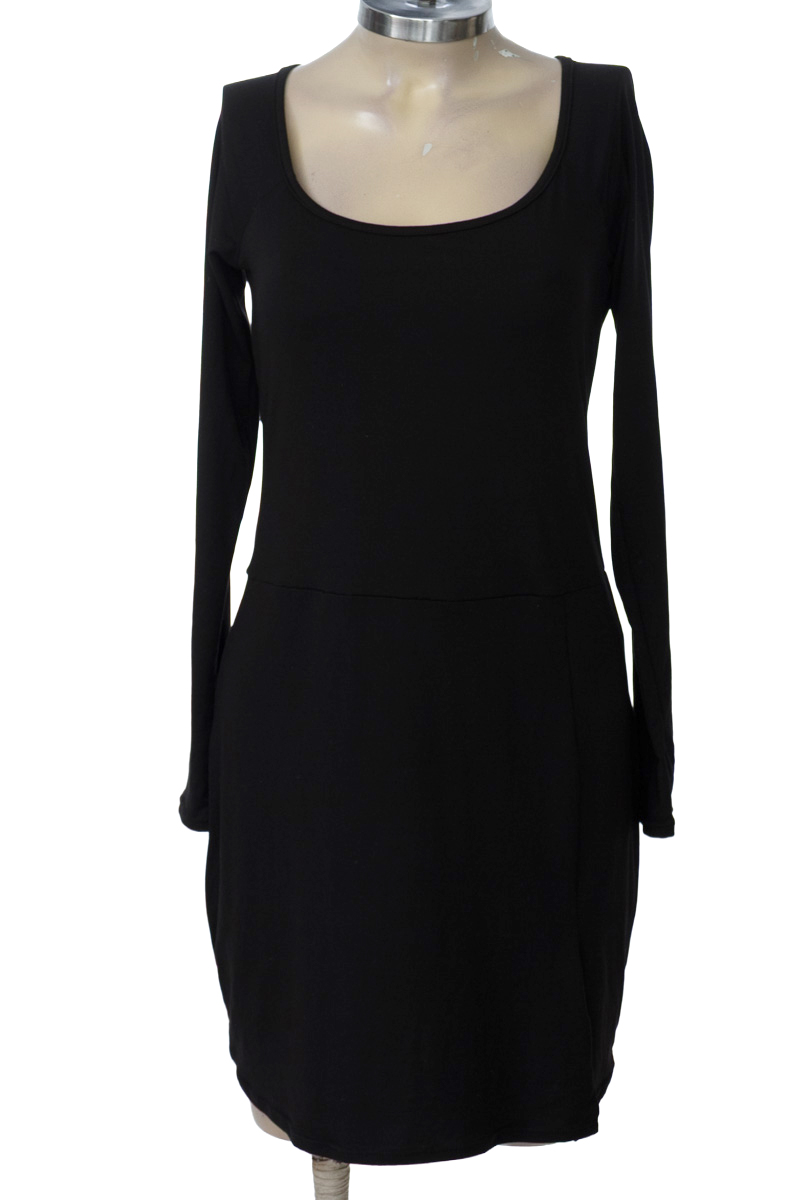 Vestido / Enterizo color Negro - Carmel