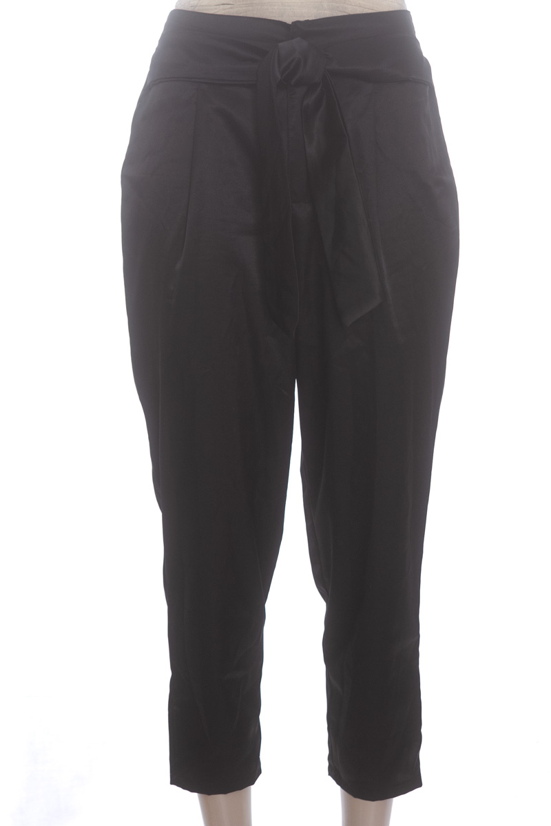 Pantalones color Negro - Carmel