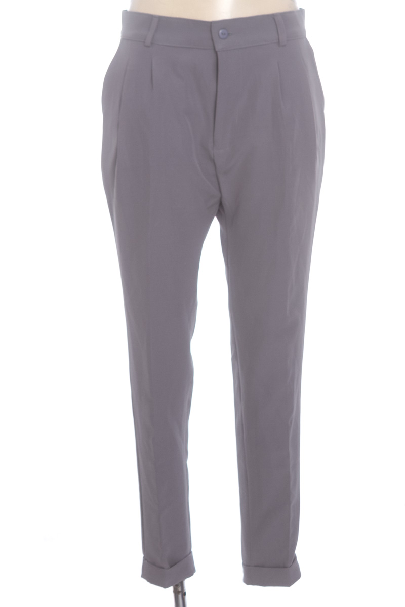 Pantalones color Gris - Closeando