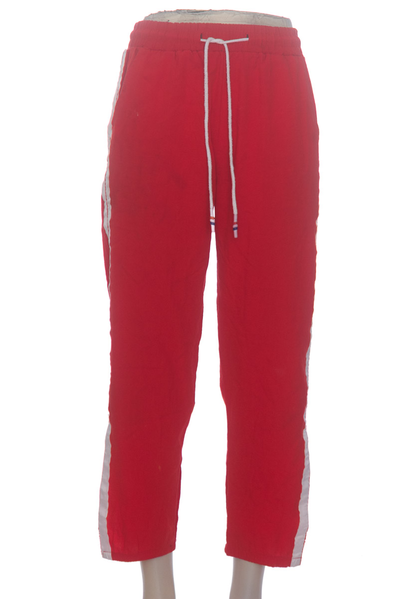 Ropa Deportiva / Salida de Baño color Rojo - Closeando