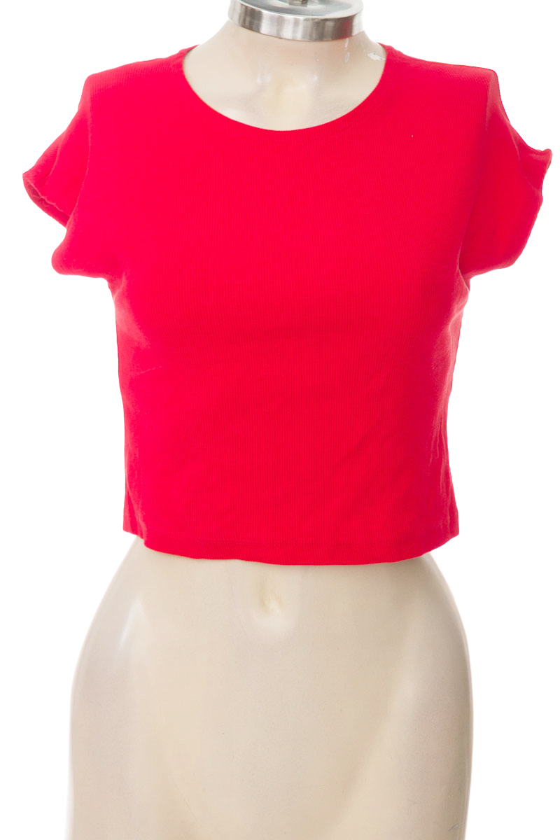 Top / Camiseta color Rojo - Stradivarius