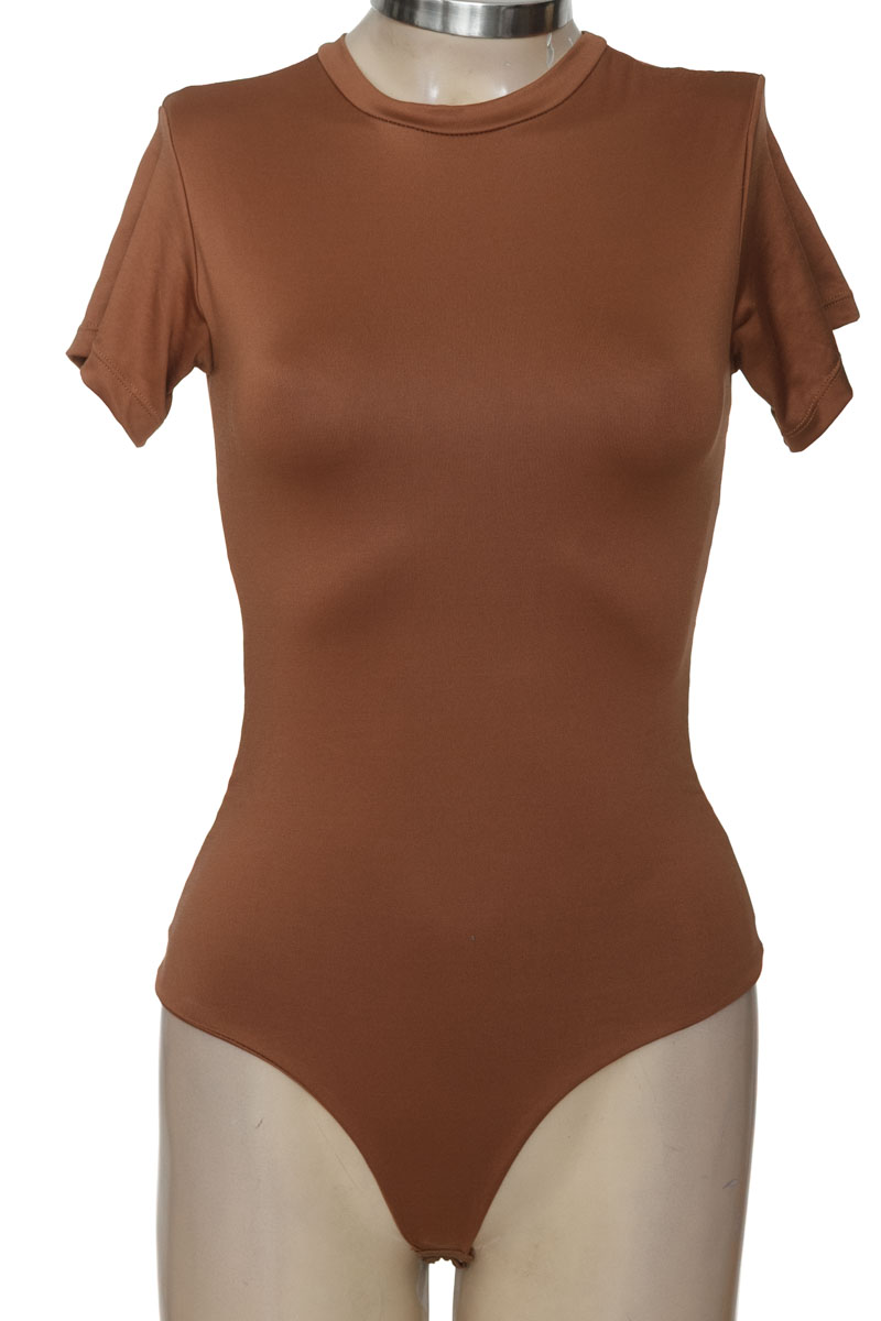 Top / Camiseta color Café - One4Vice