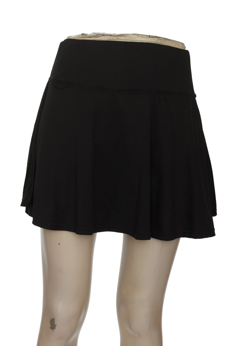Ropa Deportiva / Salida de Baño color Negro - Closeando