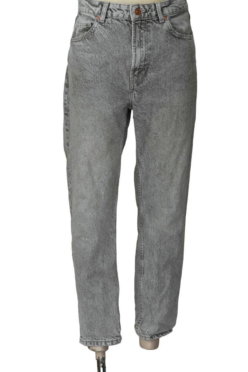 Pantalones color Gris - Bershka