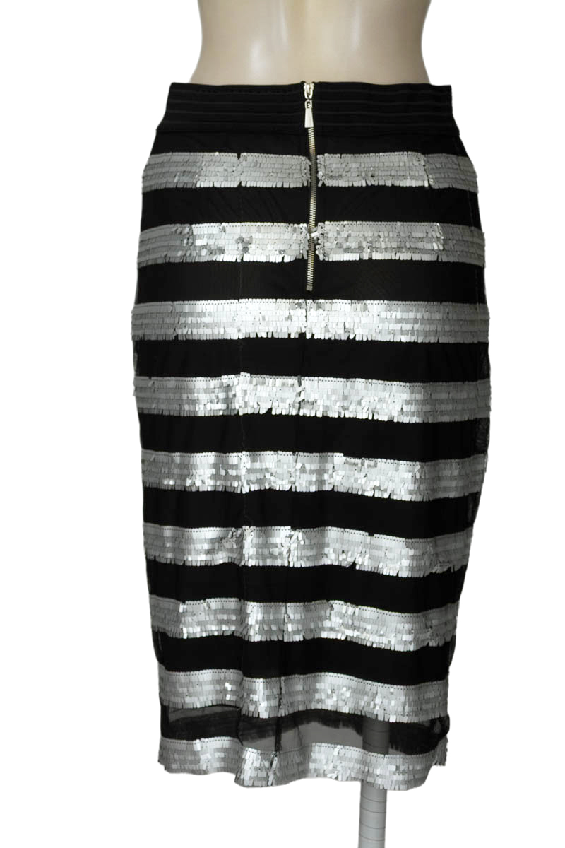 Falda color Negro - Studio F