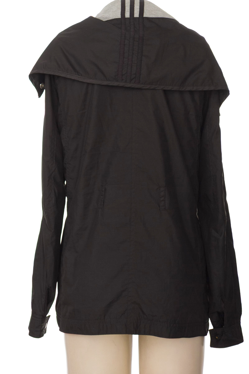 Ropa Deportiva / Salida de Baño color Negro - Adidas