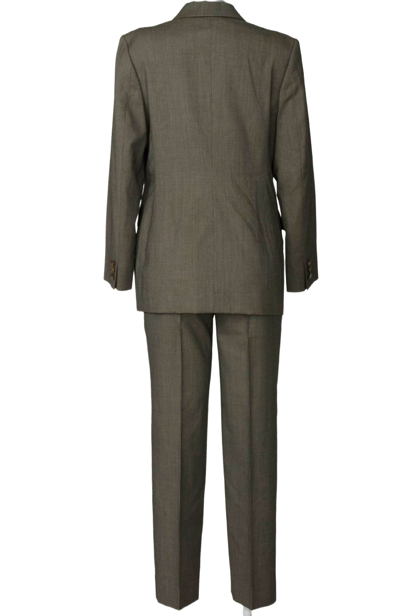 Vestido / Enterizo color Gris - Closeando