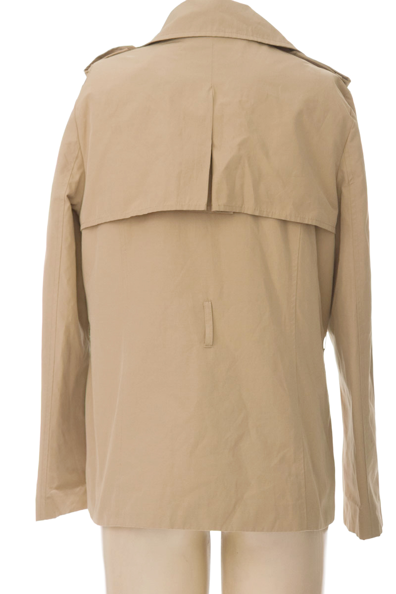 Chaqueta / Abrigo color Beige - Forever 21