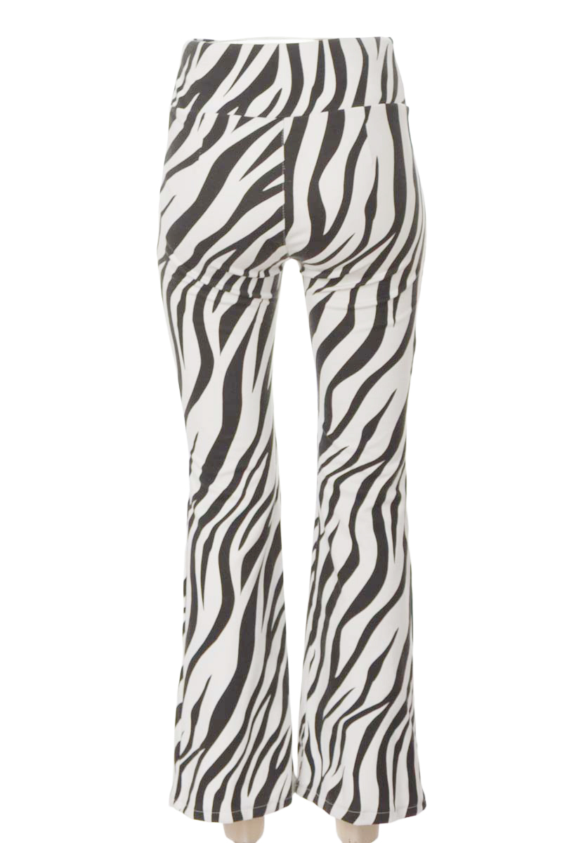 Pantalones color Estampado - Closeando