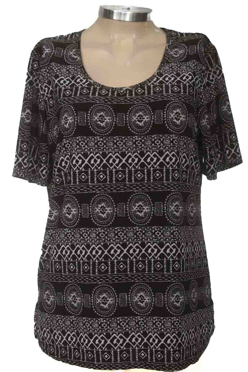 Blusa color Negro - Southland