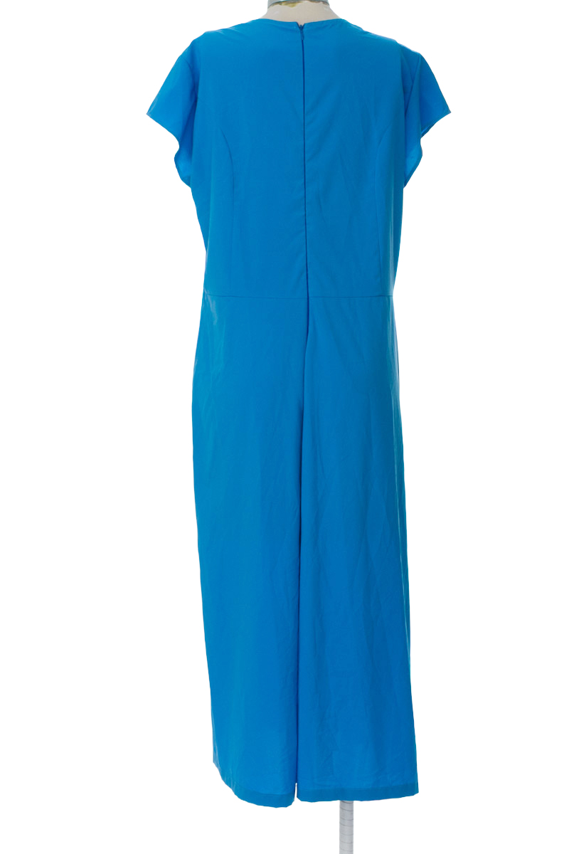 Vestido / Enterizo color Azul - Closeando