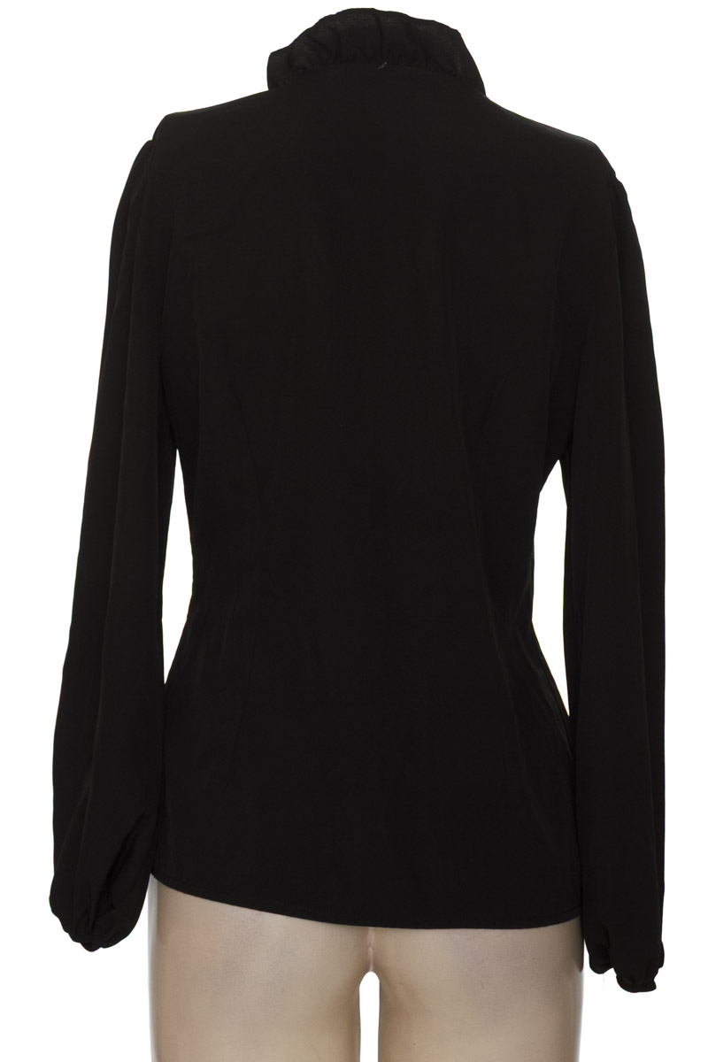 Blusa color Negro - Closeando