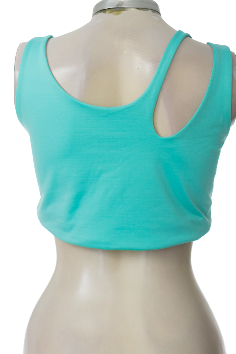 Ropa Deportiva / Salida de Baño color Aguamarina - Movu Sportwear