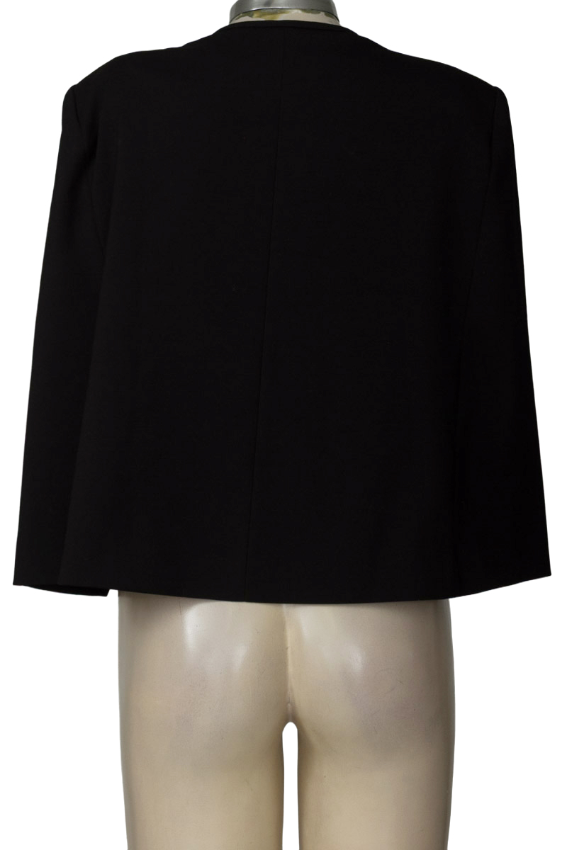 Chaqueta / Abrigo color Negro - BCBG