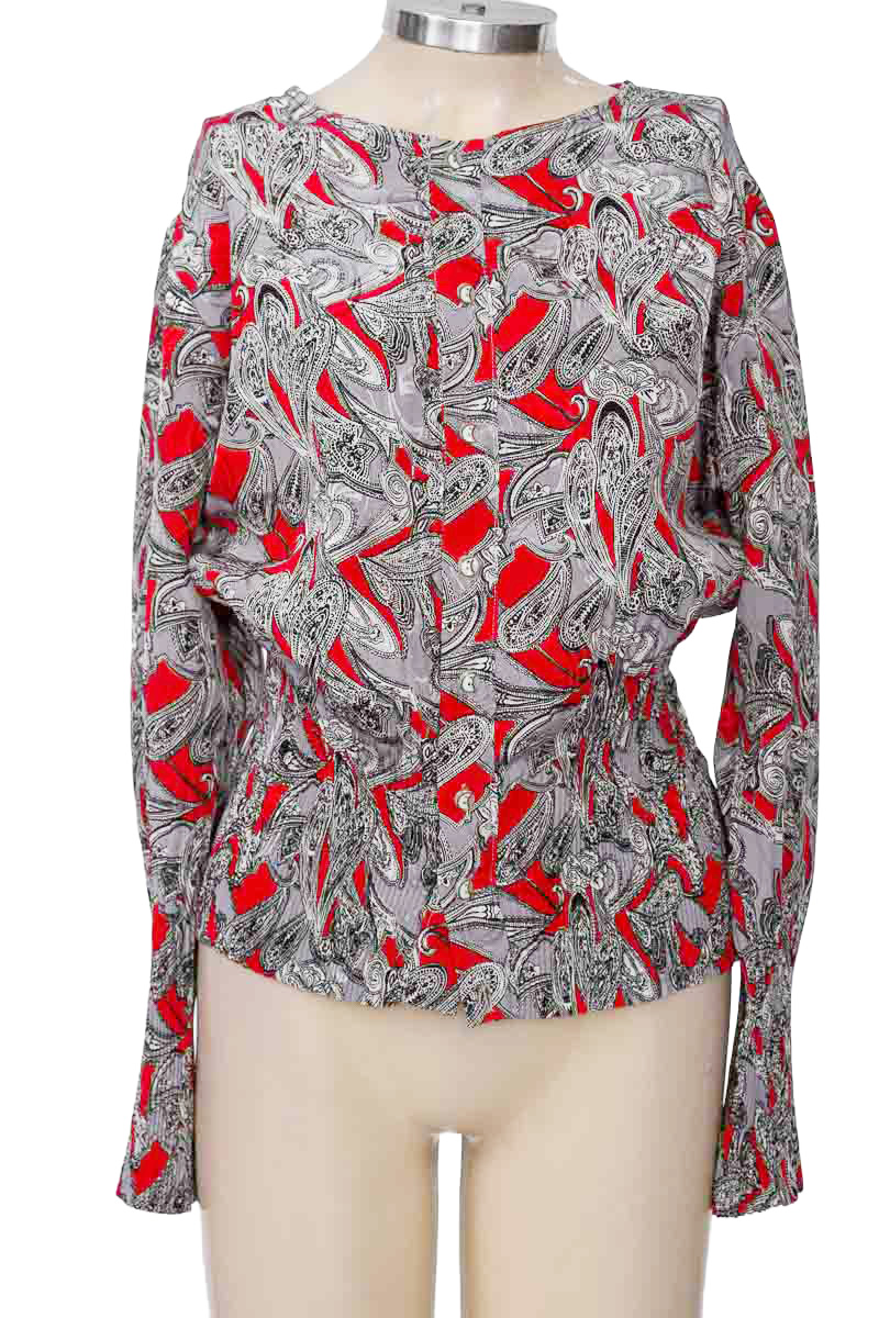 Blusa color Gris - Closeando