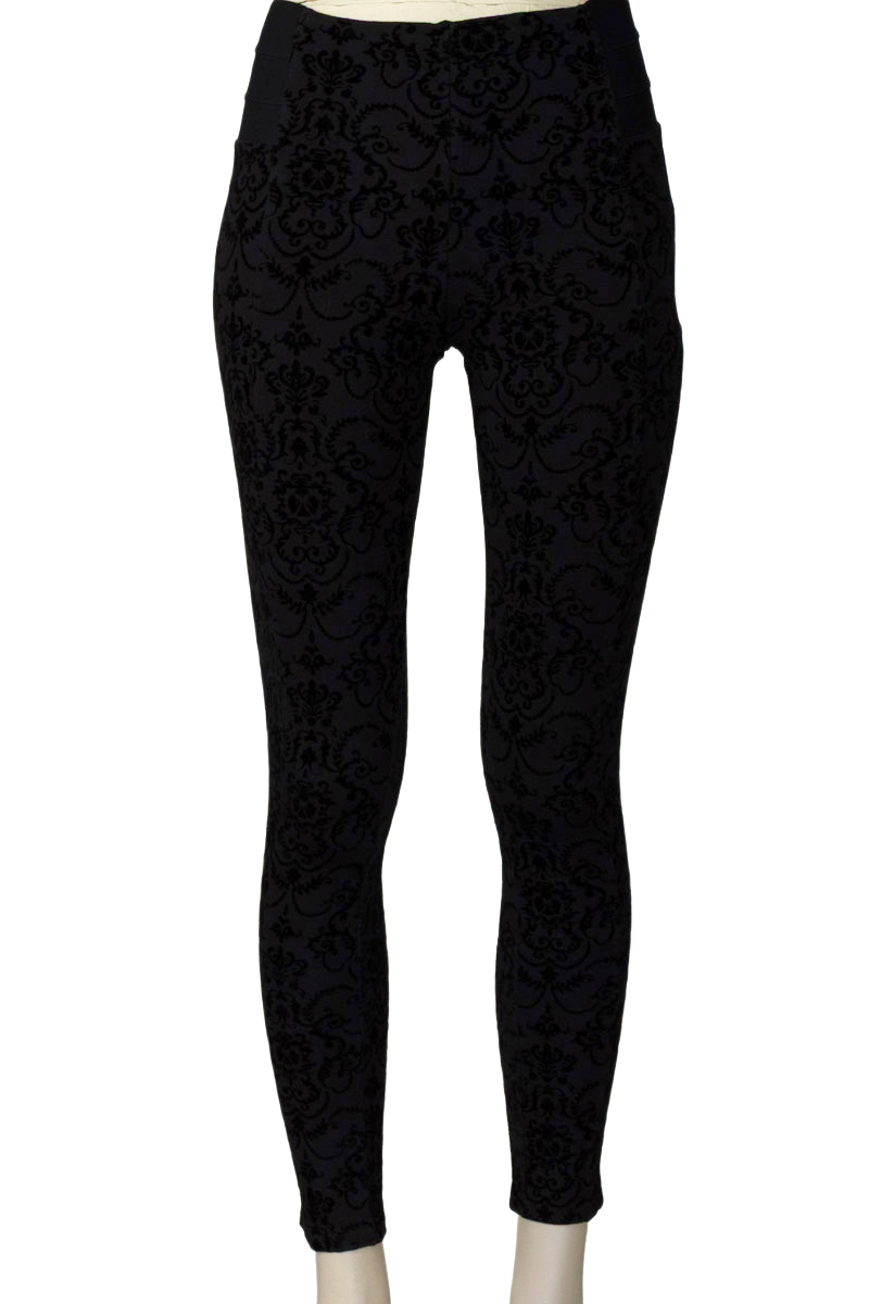 Pantalones color Negro - Basement