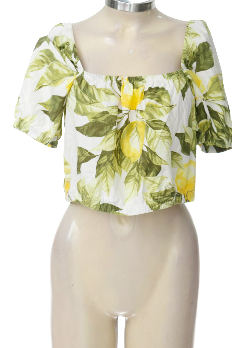 Top / Camiseta color Verde - H&M