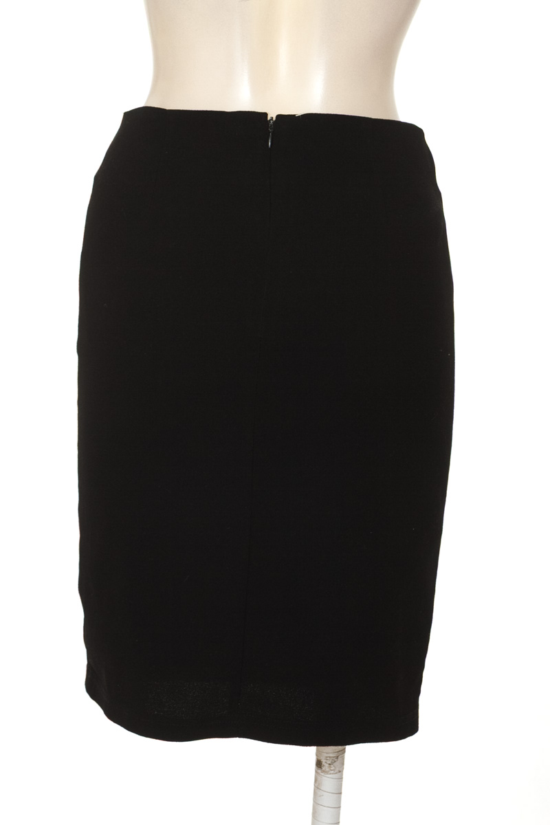 Falda color Negro - Forever 21