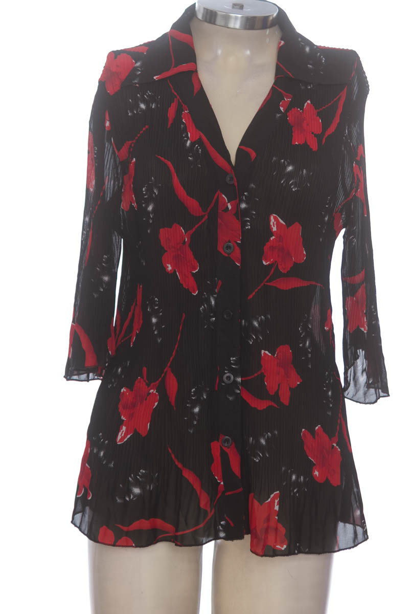Blusa color Negro - Closeando
