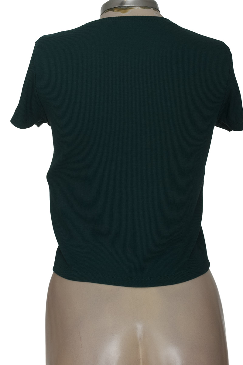 Top / Camiseta color Verde - Koaj