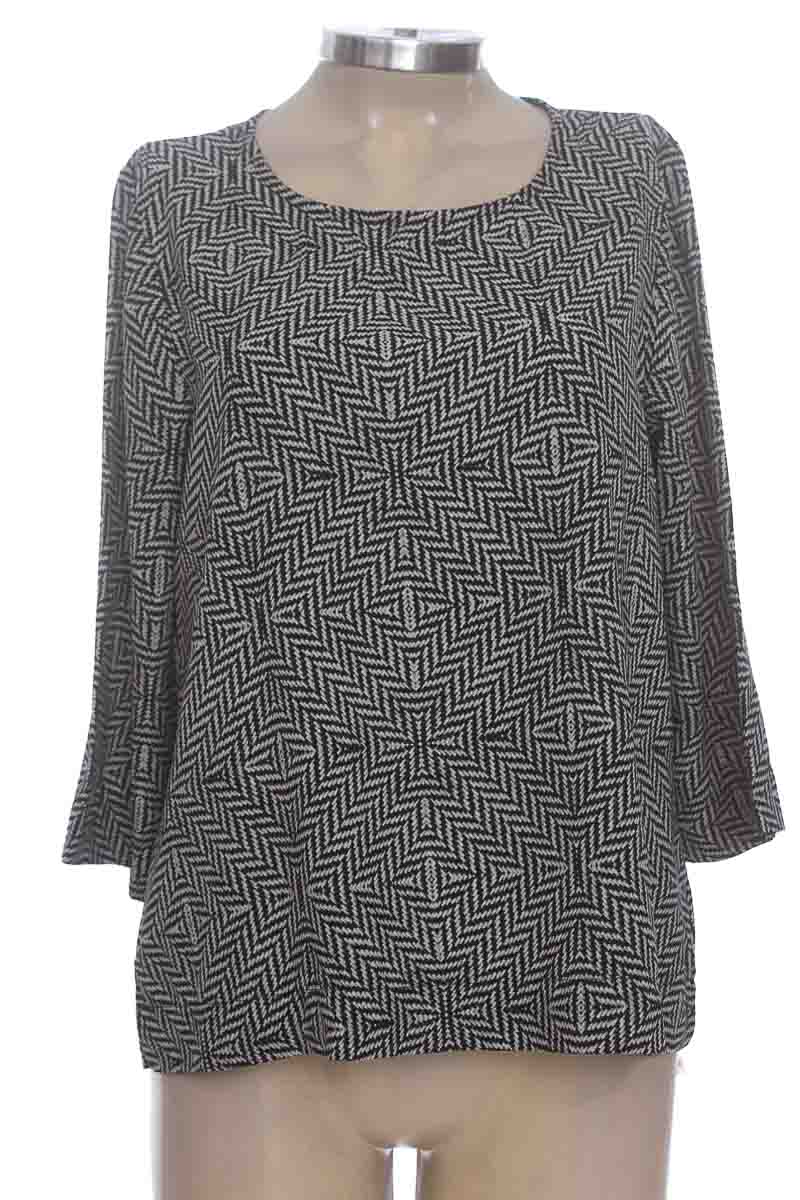 Top / Camiseta color Negro - Caramela