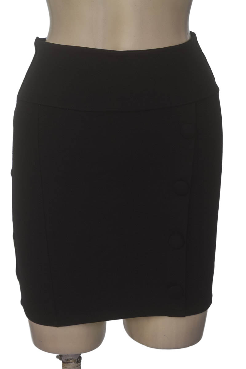 Falda color Negro - Orix Collection