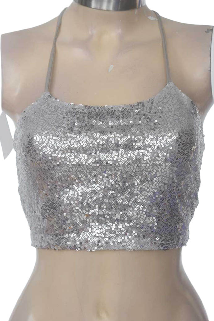 Top / Camiseta color Plateado - Closeando