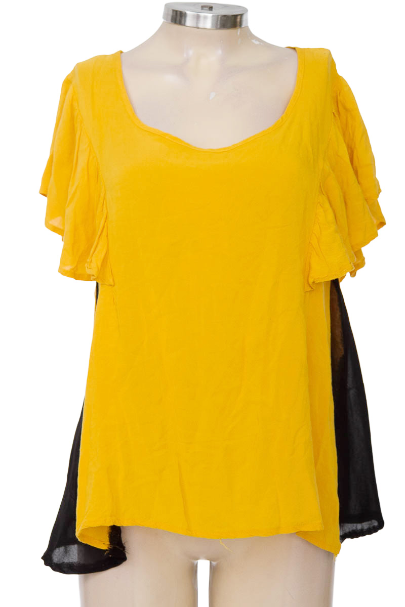 Blusa color Mostaza - Closeando