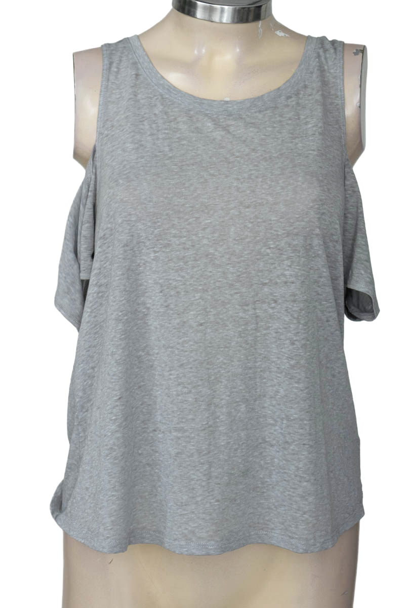 Top / Camiseta color Gris - Live Love Dream