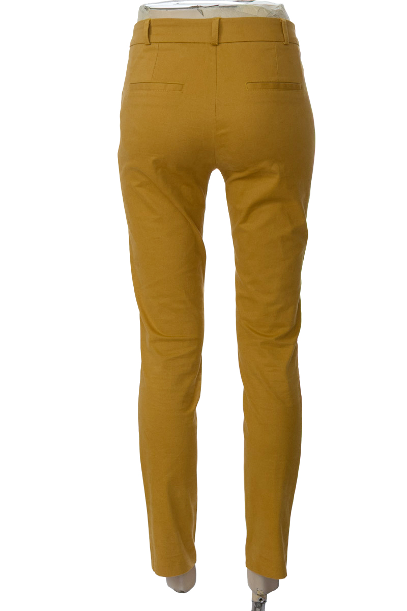 Pantalones color Mostaza - Basement