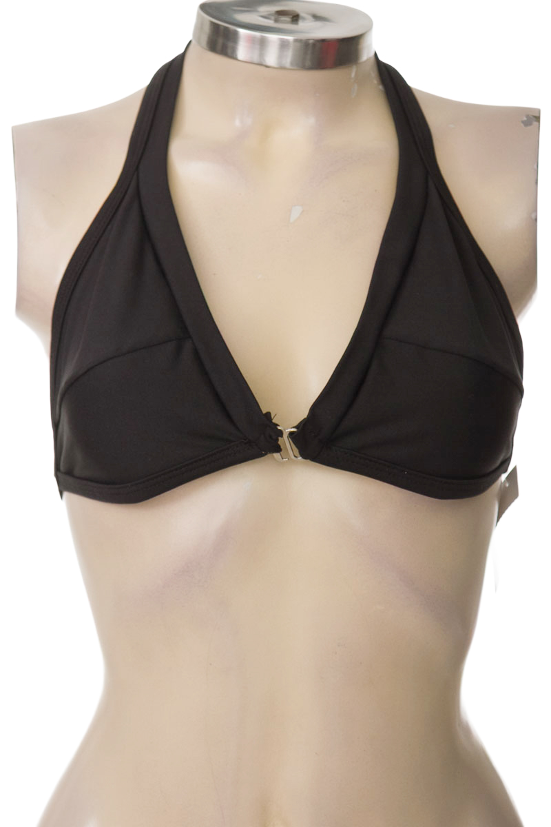 Top / Camiseta color Negro - Closeando