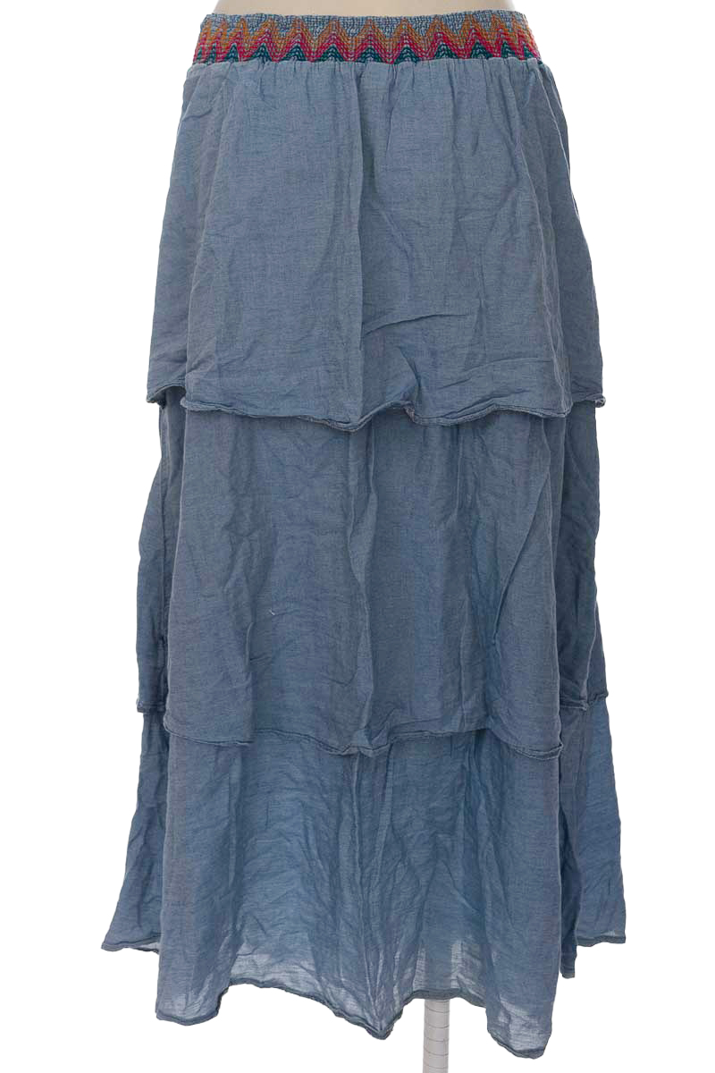 Falda color Azul - Closeando