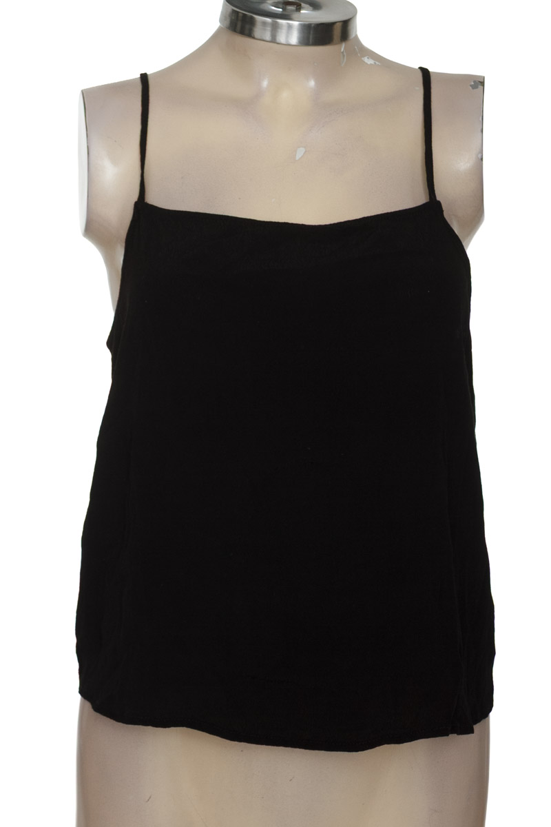 Top / Camiseta color Negro - Forever 21