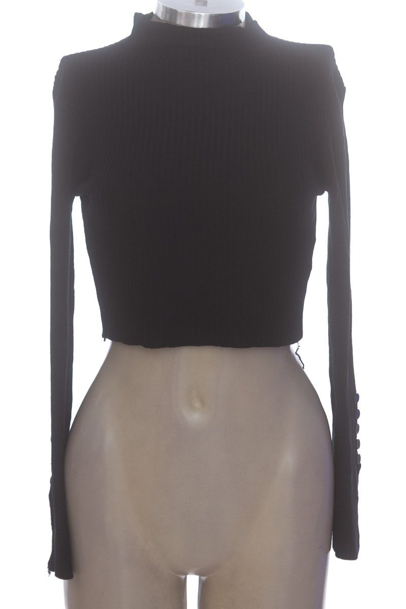 Top / Camiseta color Negro - Moonica