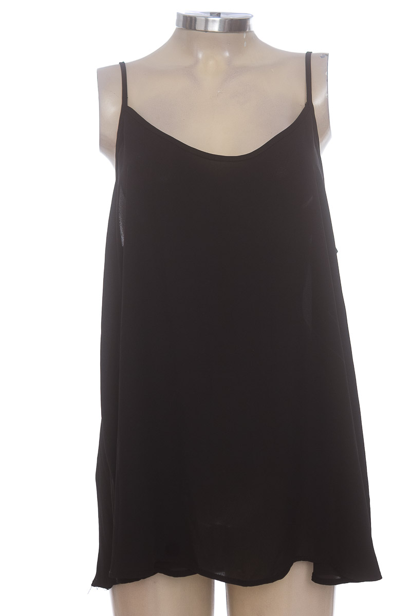 Top / Camiseta color Negro - Espresso