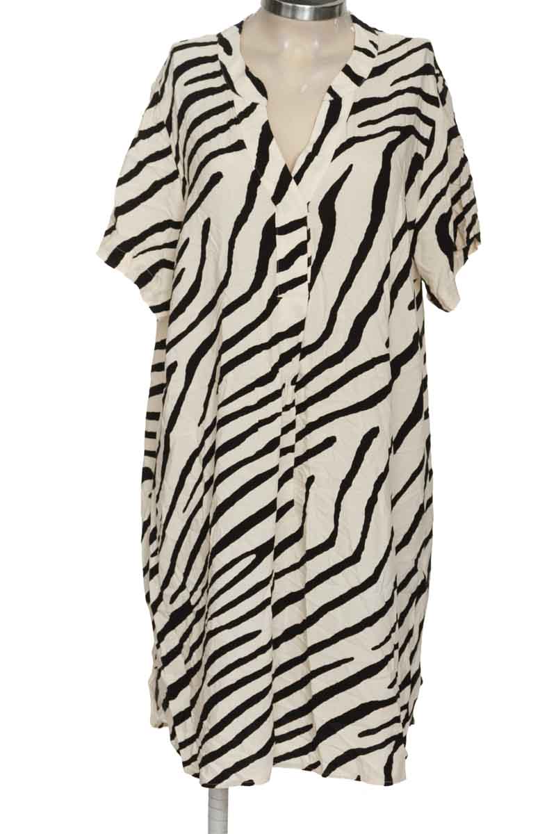 Vestido / Enterizo color Estampado - H&M