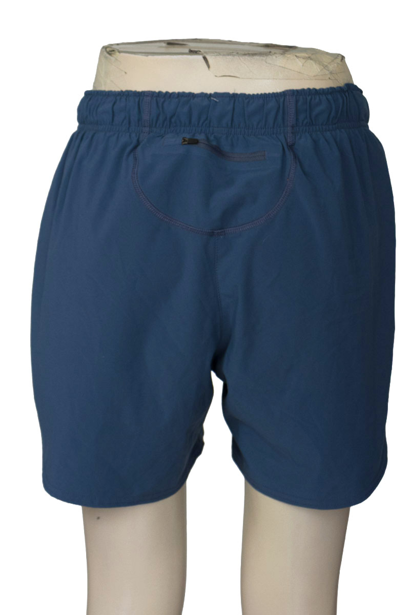 Ropa Deportiva color Azul - Closeando