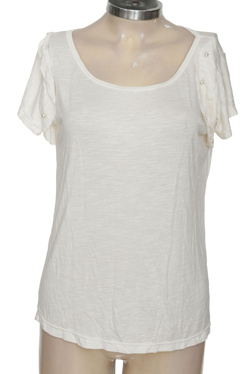 Top / Camiseta color Beige - Closeando