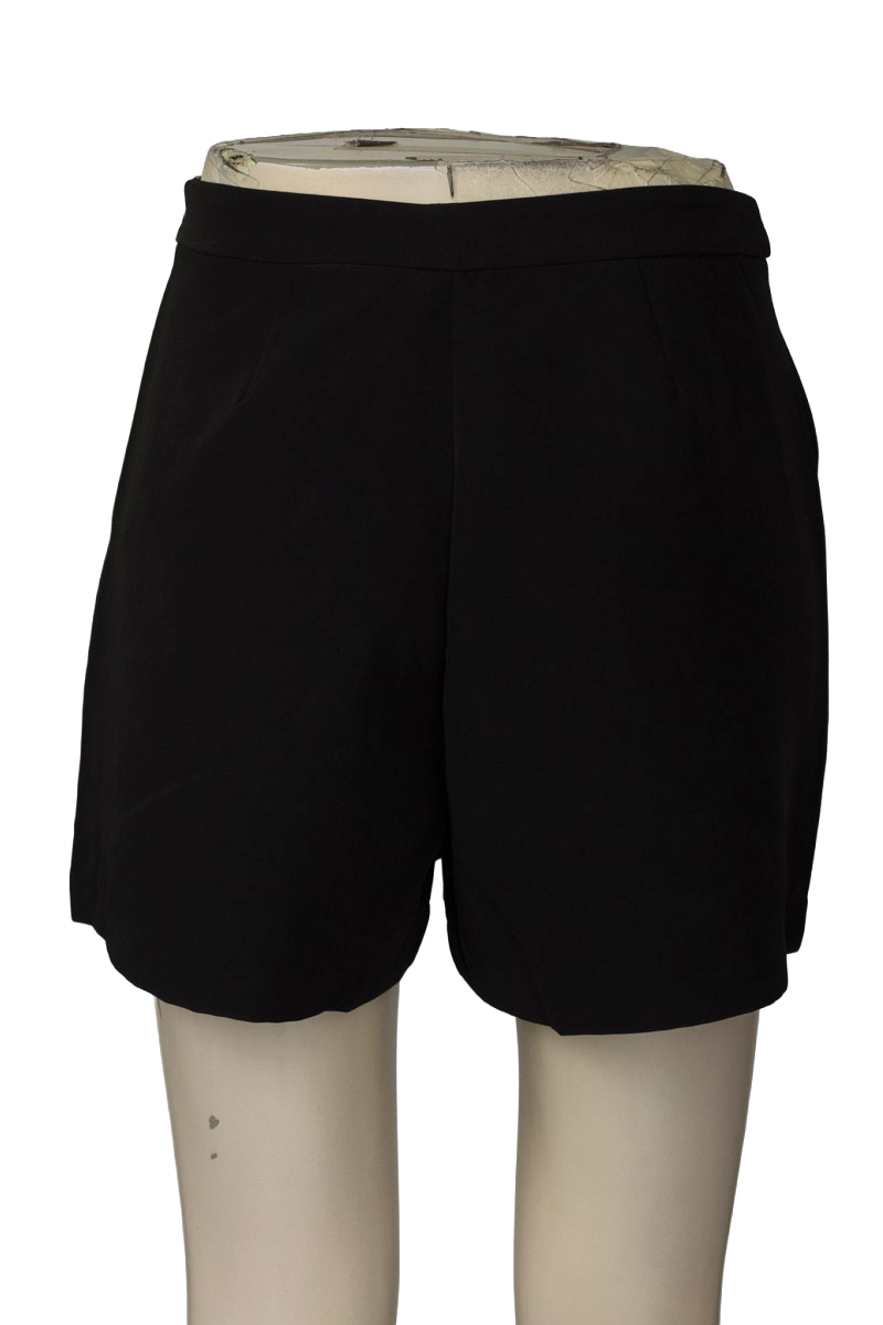 Short color Negro - Closeando