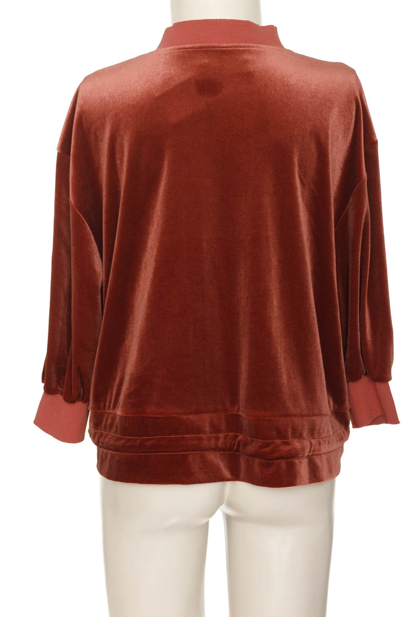 Chaqueta / Abrigo color Vinotinto - Ameé