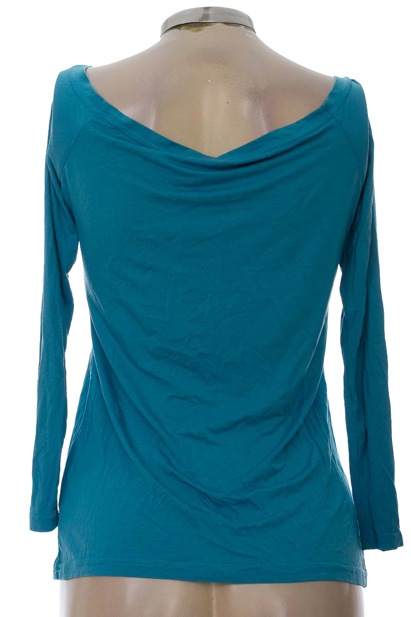 Top / Camiseta color Azul - Sarin Mathews