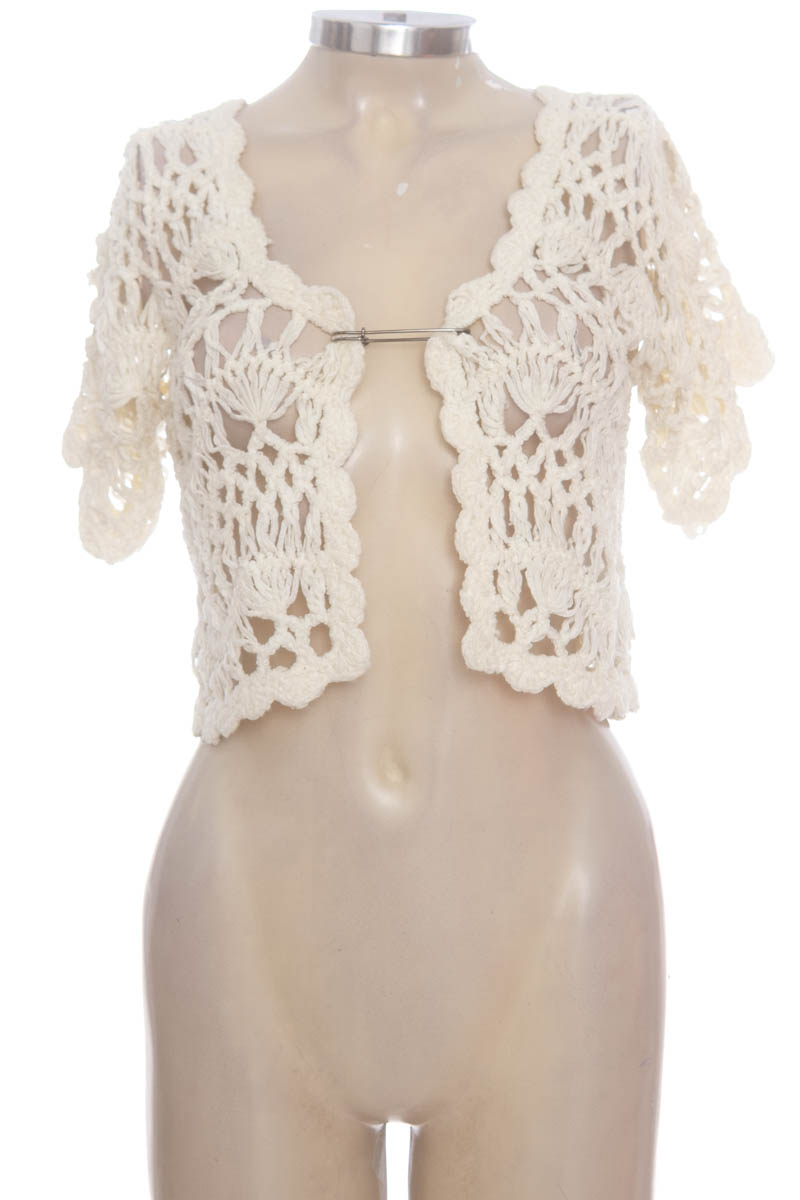 Top / Camiseta color Blanco - Studio F