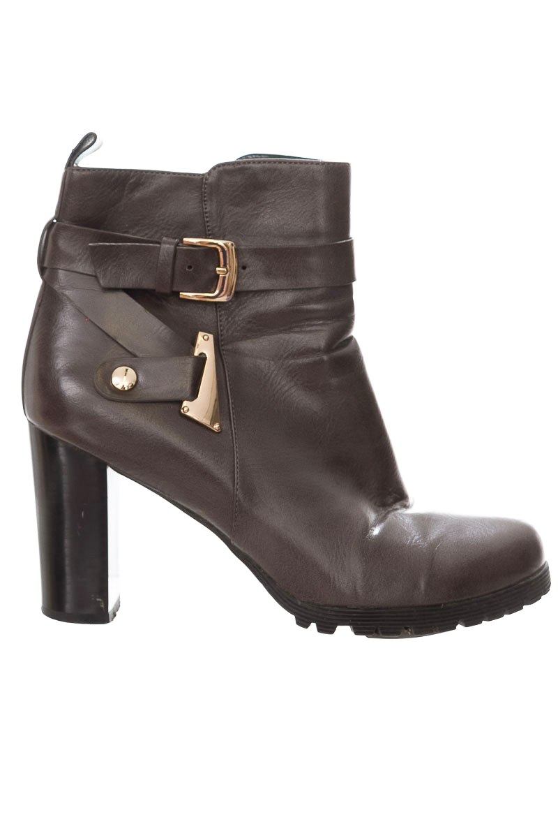 Zapatos color Café - Vía Spring