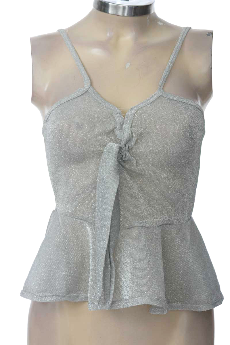 Top / Camiseta color Gris - Carmel