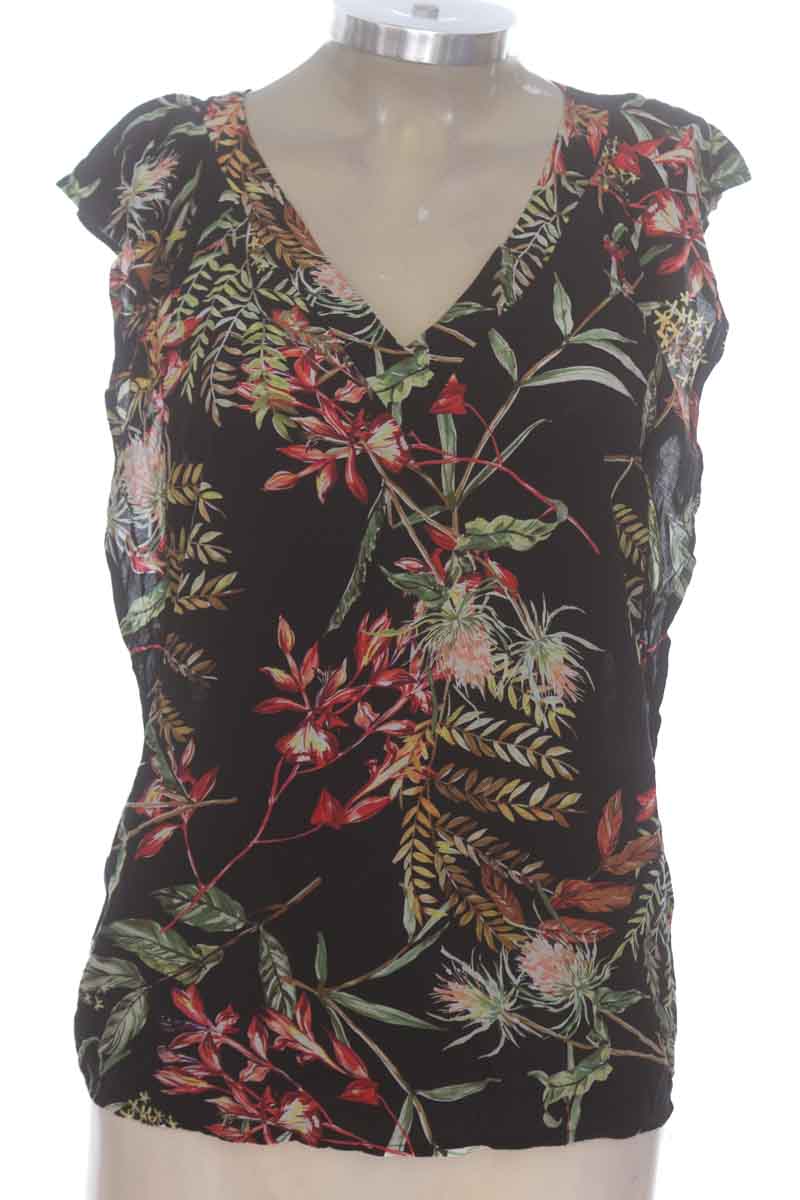 Blusa color Negro - Basement