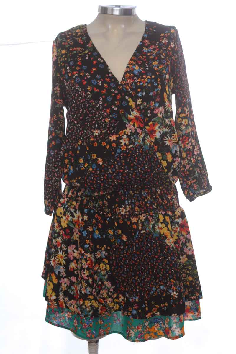 Vestido / Enterizo color Negro - Studio F
