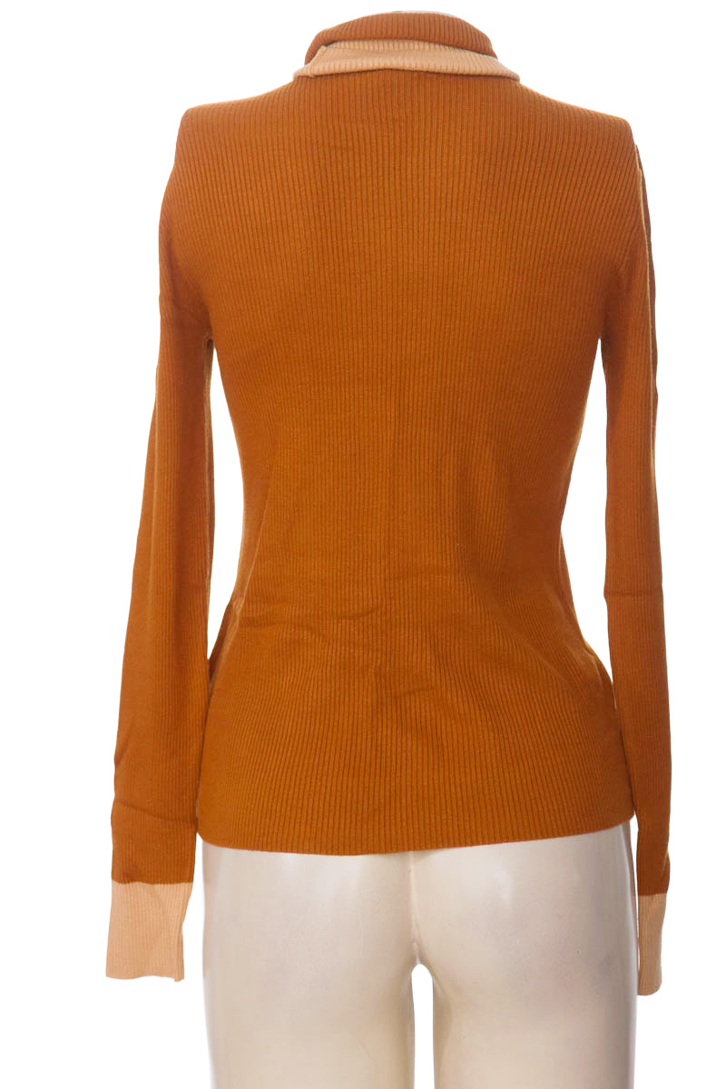 Sweater color Café - Basement