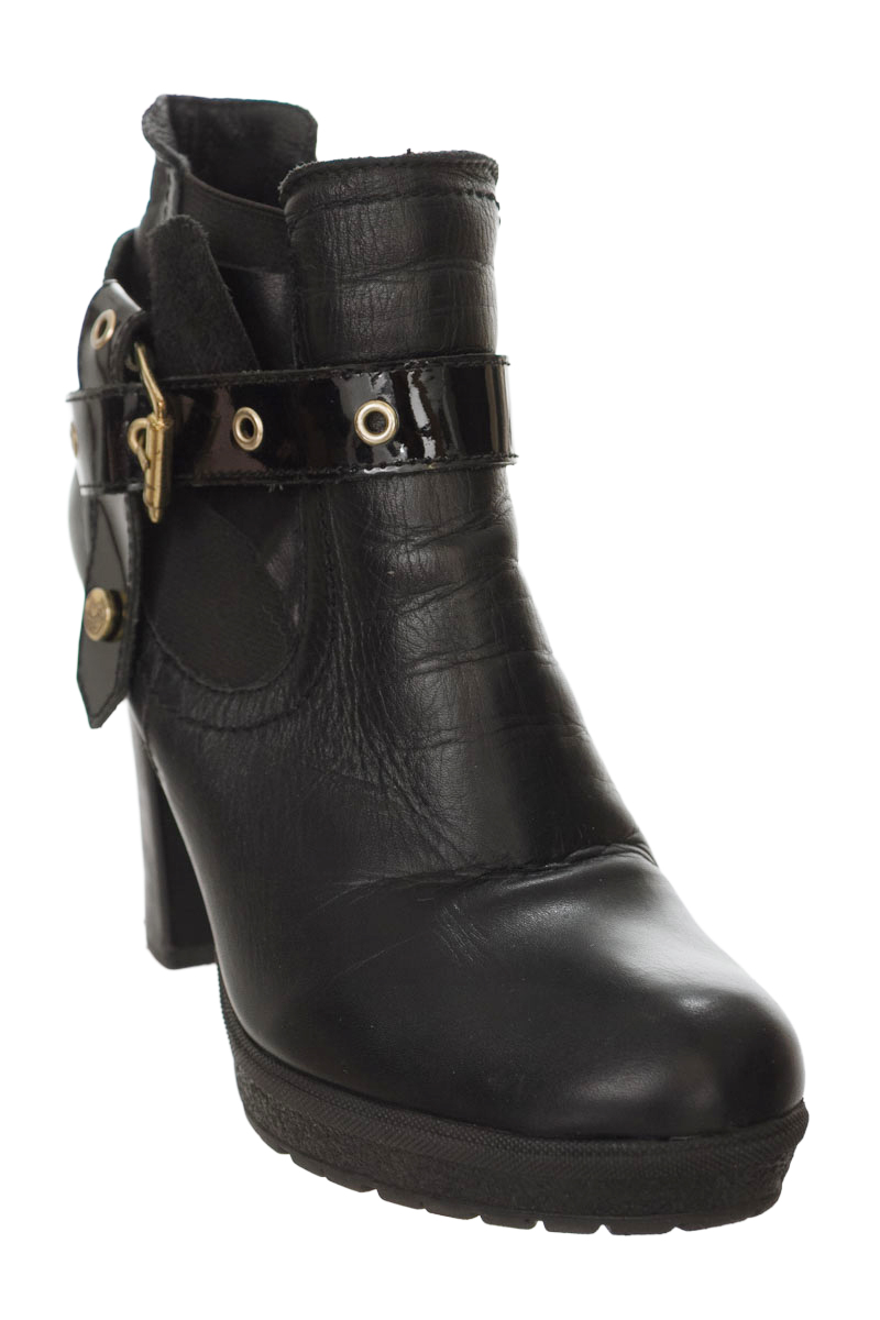 Zapatos color Negro - Esella