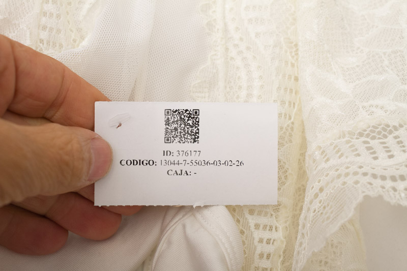 Top / Camiseta color Beige - Closeando