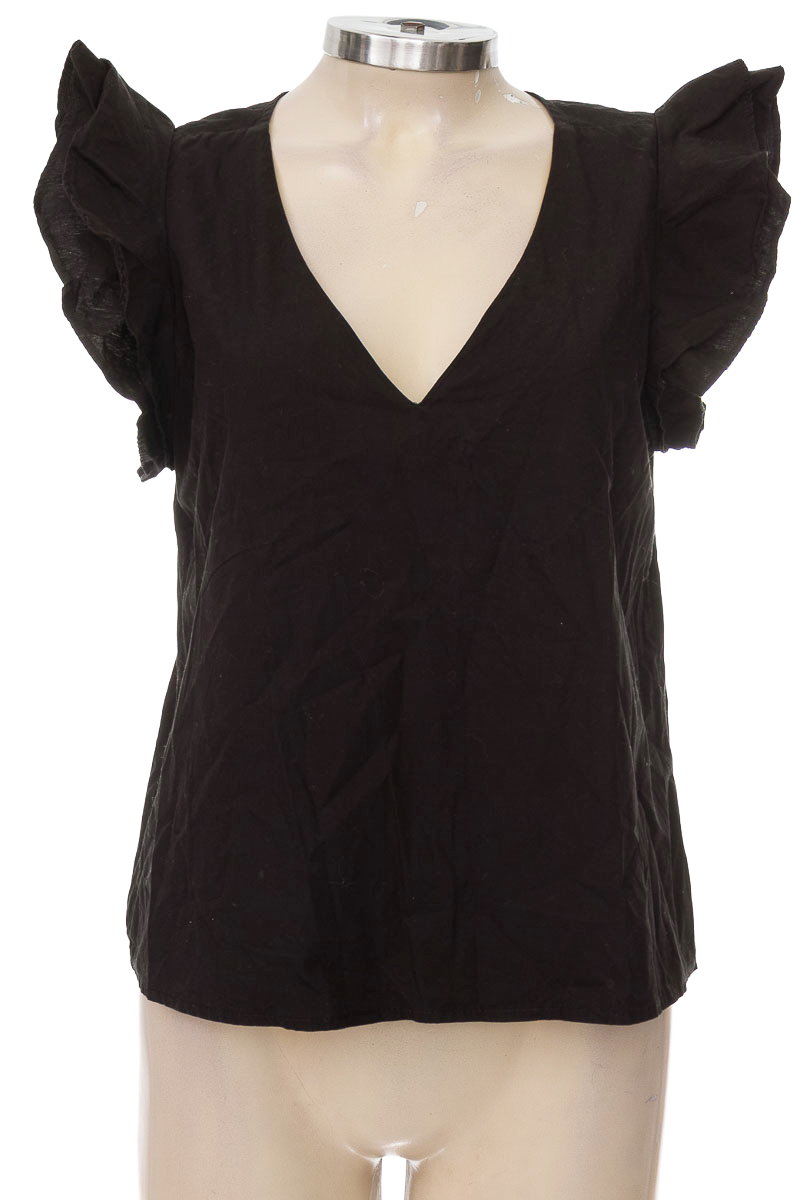Blusa color Negro - Arkitect